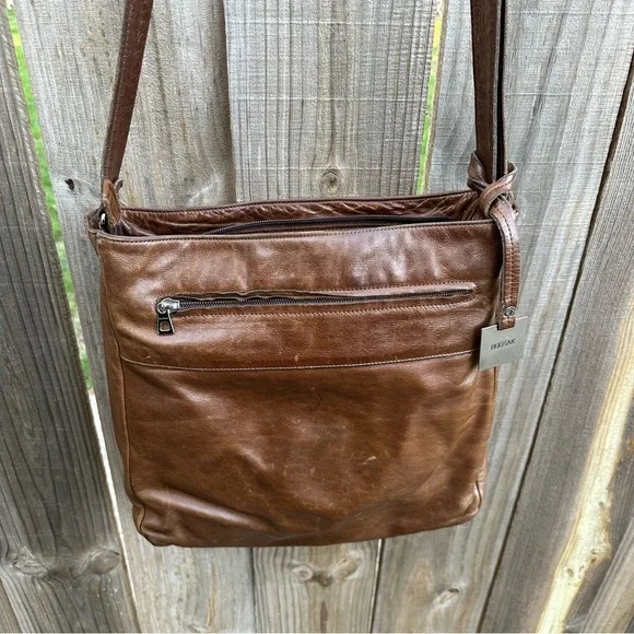 RUDSAK brown leather crossbody bag